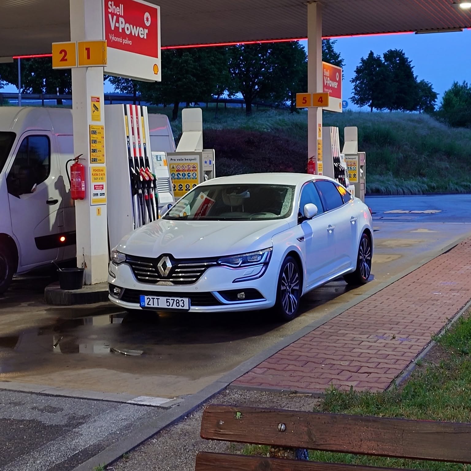 Příklad z praxe: Spotřeba Talismana 1.6TCe 200k